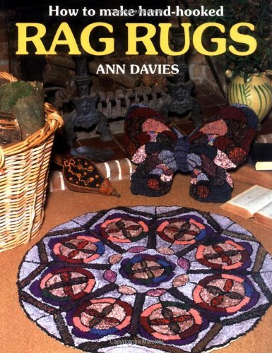 How to Make Hand Hooked Rag Rugs